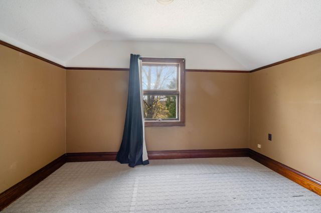 1702 N 60th Street, Superior, WI 54880