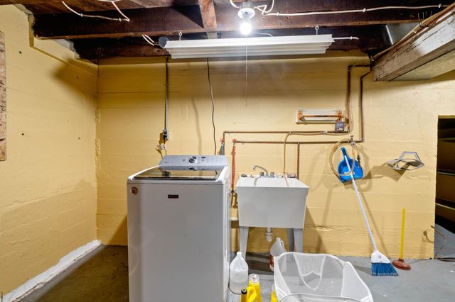 1702 N 60th Street, Superior, WI 54880