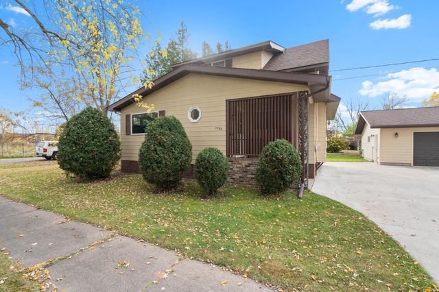 1702 N 60th Street, Superior, WI 54880