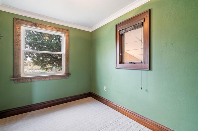 1702 N 60th Street, Superior, WI 54880