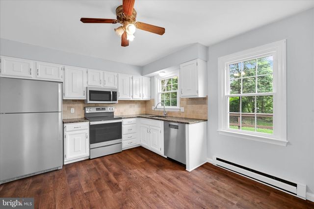 433 SPRINGFIELD CT, Lititz, PA 17543