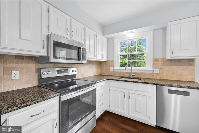 433 SPRINGFIELD CT, Lititz, PA 17543