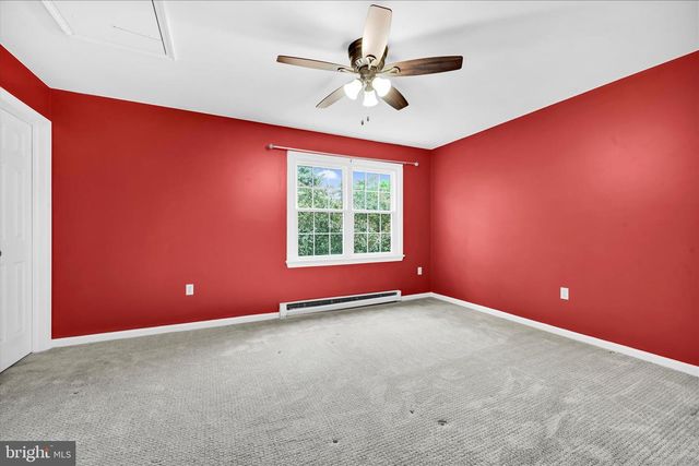 433 SPRINGFIELD CT, Lititz, PA 17543