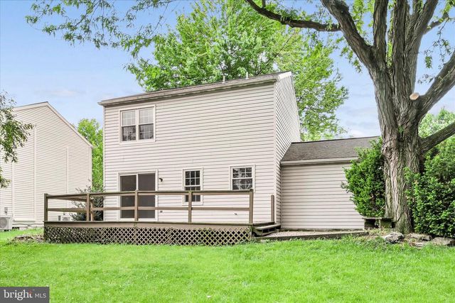 433 SPRINGFIELD CT, Lititz, PA 17543