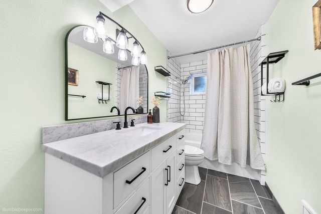 1718 E 60TH Ave, Spokane, WA 99223