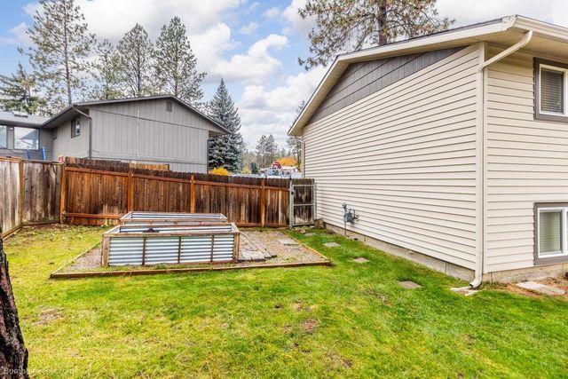 1718 E 60TH Ave, Spokane, WA 99223