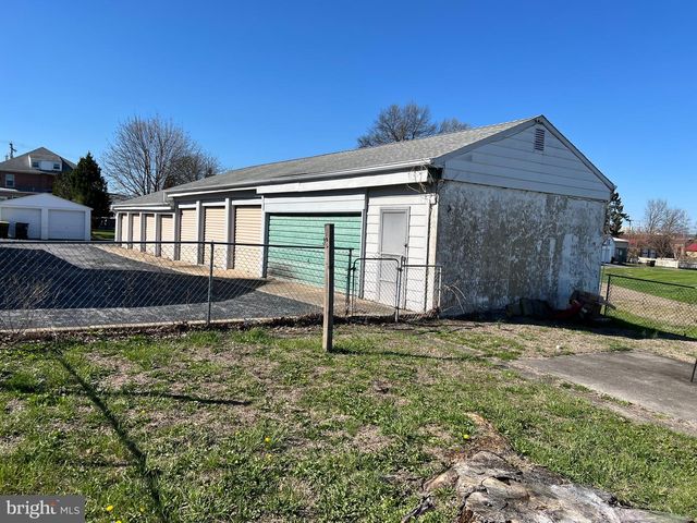 237 S FRANKLIN ST, Boyertown, PA 19512