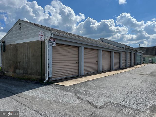 237 S FRANKLIN ST, Boyertown, PA 19512