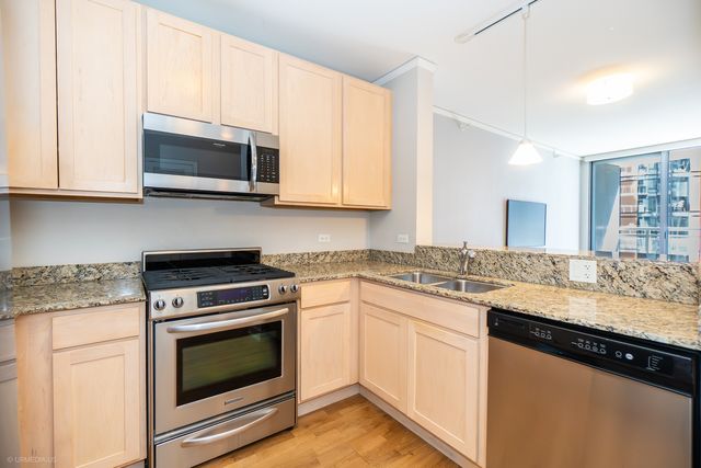 450 E Waterside Drive 707, Chicago, IL 60601