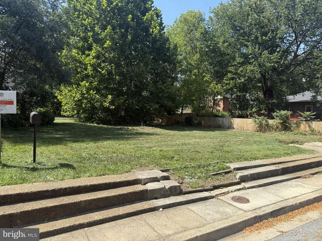 4204 37TH ST, Brentwood, MD 20722