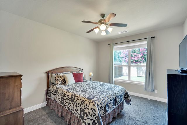 149 Valley Ranch Drive, Waxahachie, TX 75165