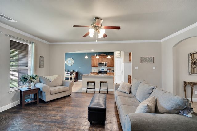 149 Valley Ranch Drive, Waxahachie, TX 75165