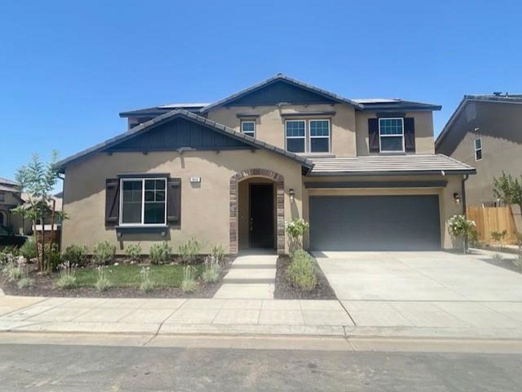 846 Huckleberry Road S, Madera, CA 93636