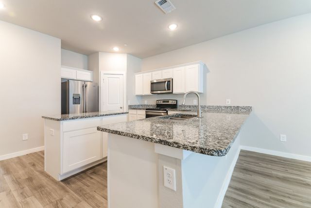 310 Niki Drive, Lewisville, TX 75057