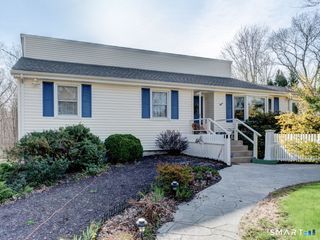 40 North Road, East Granby, CT 06026