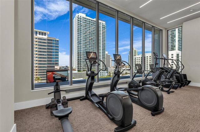 275 1ST AVENUE S 2204, St Petersburg, FL 33701