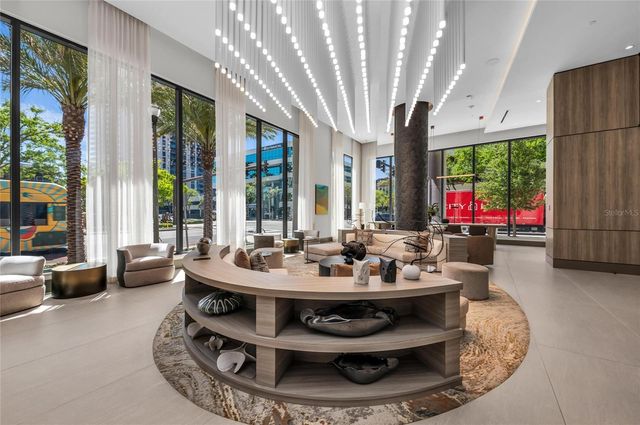 275 1ST AVENUE S 2204, St Petersburg, FL 33701