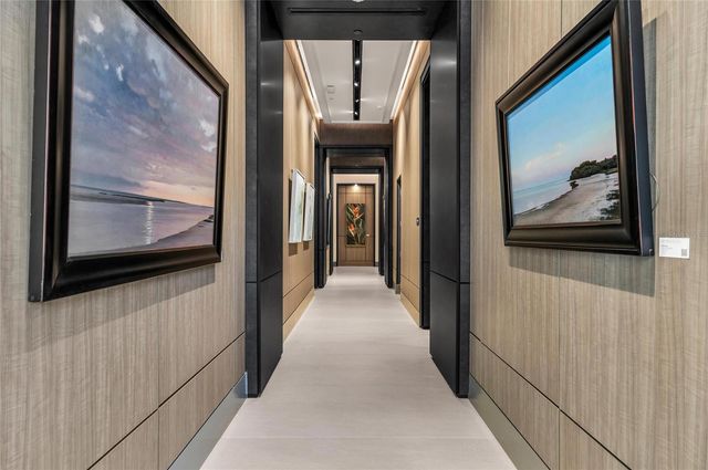 275 1ST AVENUE S 2204, St Petersburg, FL 33701