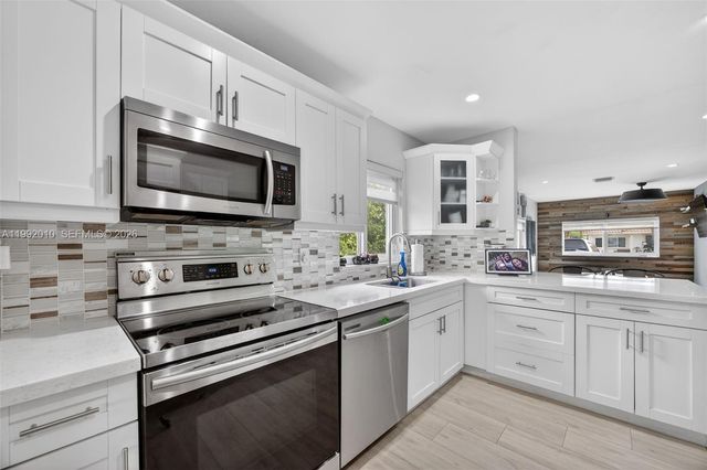 4890 SW 141st Ave, Miami, FL 33175