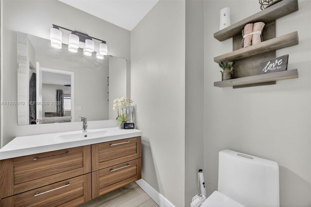 4890 SW 141st Ave, Miami, FL 33175