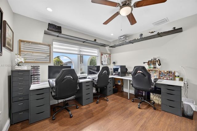 4890 SW 141st Ave, Miami, FL 33175