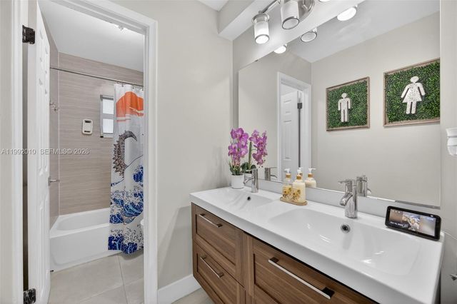 4890 SW 141st Ave, Miami, FL 33175