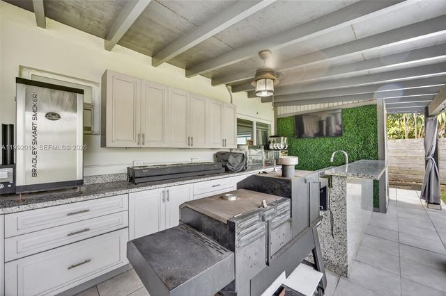 4890 SW 141st Ave, Miami, FL 33175