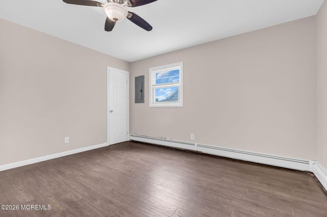 36 Elm Terrace, Parlin, NJ 08859