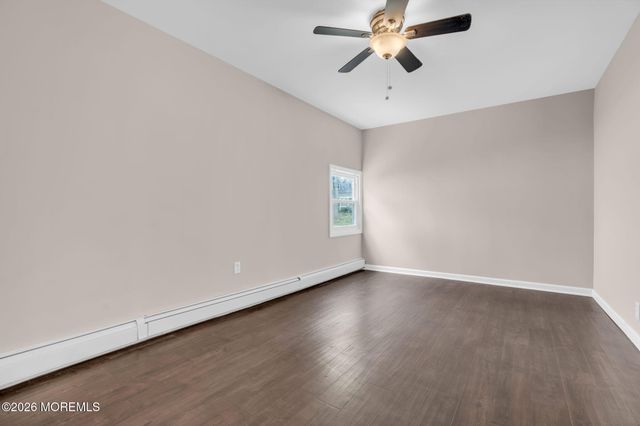 36 Elm Terrace, Parlin, NJ 08859
