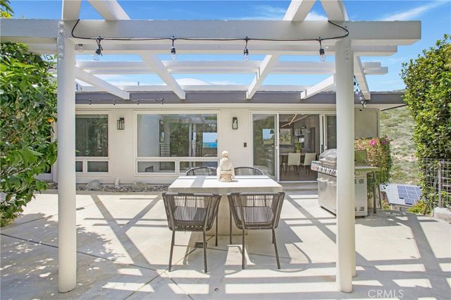 546 Temple Hills, Laguna Beach, CA 92651