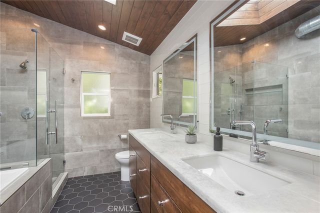 546 Temple Hills, Laguna Beach, CA 92651