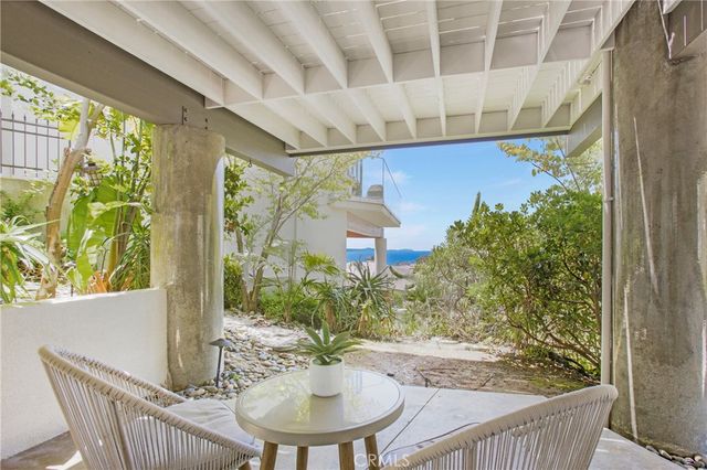 546 Temple Hills, Laguna Beach, CA 92651