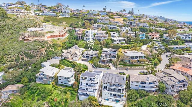 546 Temple Hills, Laguna Beach, CA 92651