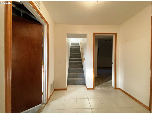 97987 COURT ST St, Brookings, OR 97415