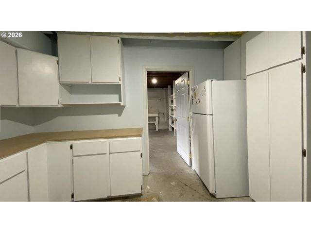 97987 COURT ST St, Brookings, OR 97415