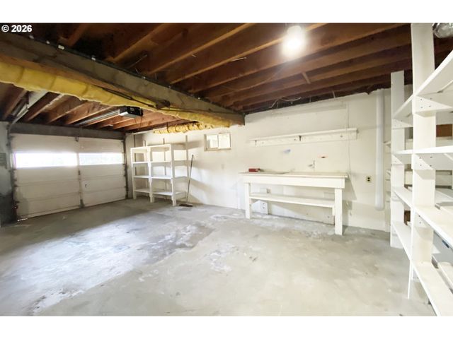 97987 COURT ST St, Brookings, OR 97415