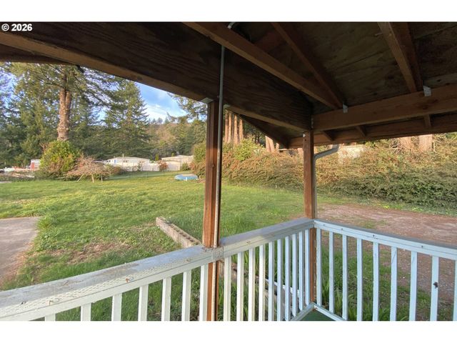 97987 COURT ST St, Brookings, OR 97415