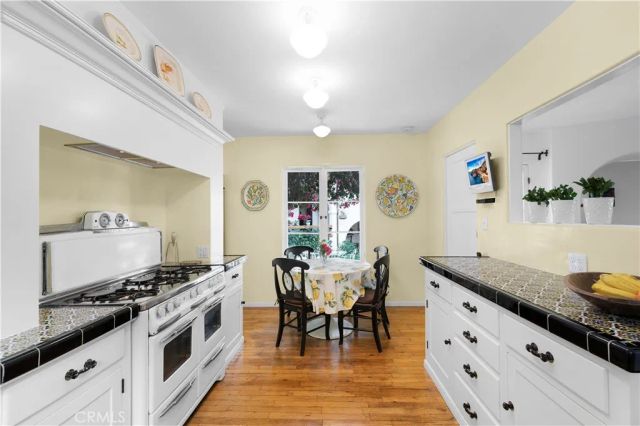 1492 Temple Hills Drive, Laguna Beach, CA 92651