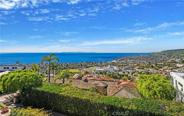 1492 Temple Hills Drive, Laguna Beach, CA 92651