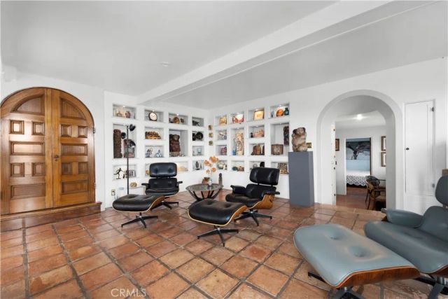 1492 Temple Hills Drive, Laguna Beach, CA 92651