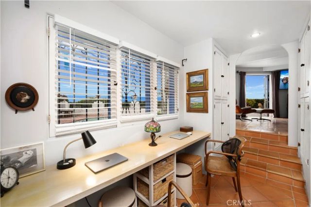 1492 Temple Hills Drive, Laguna Beach, CA 92651