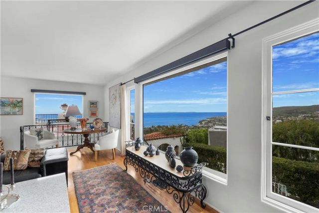 1492 Temple Hills Drive, Laguna Beach, CA 92651