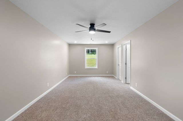 3776 John Taylor Rd, Woodlawn, TN 37191