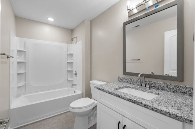 3776 John Taylor Rd, Woodlawn, TN 37191
