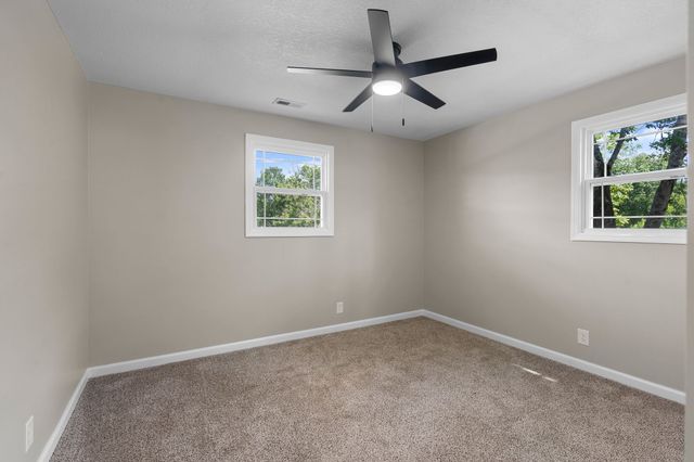 3776 John Taylor Rd, Woodlawn, TN 37191