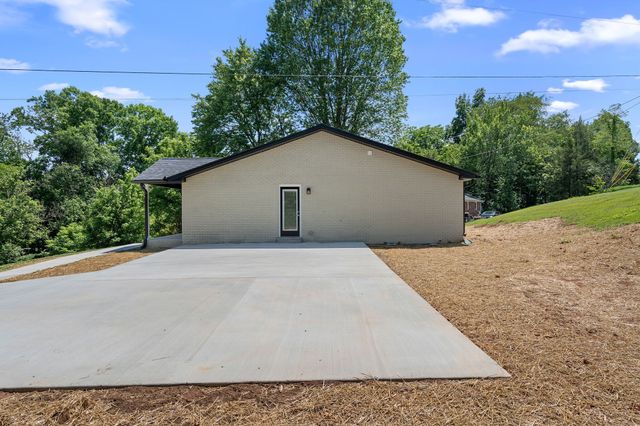 3776 John Taylor Rd, Woodlawn, TN 37191