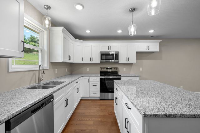 3776 John Taylor Rd, Woodlawn, TN 37191