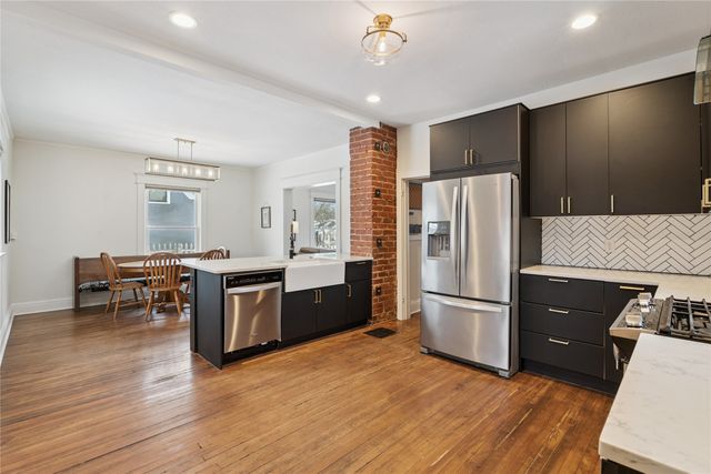 683 25th Street, Des Moines, IA 50312