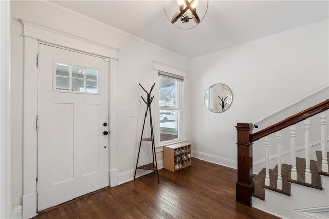 683 25th Street, Des Moines, IA 50312