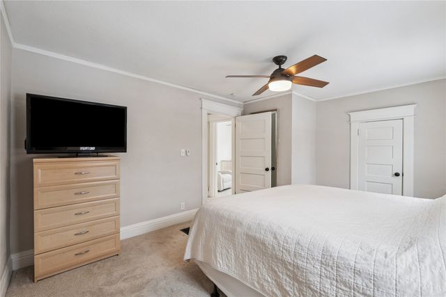 683 25th Street, Des Moines, IA 50312